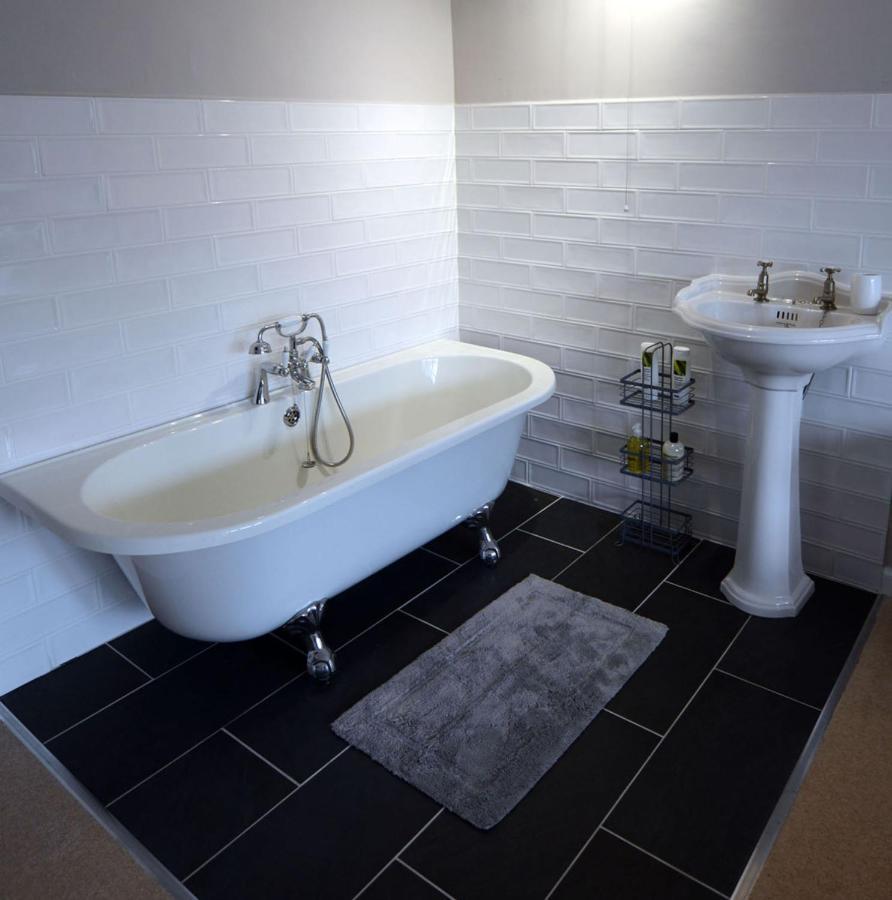 Rounceval House Hotel Chipping Sodbury Eksteriør billede