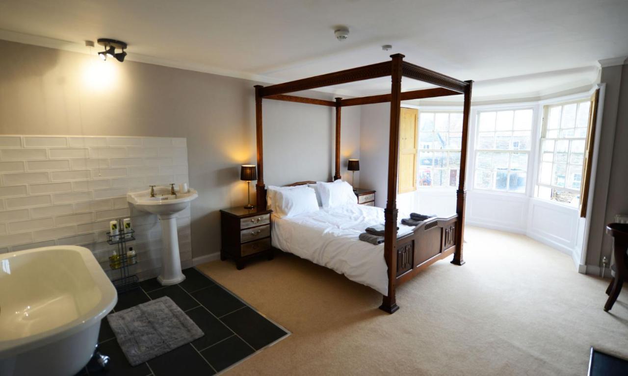 Rounceval House Hotel Chipping Sodbury Eksteriør billede